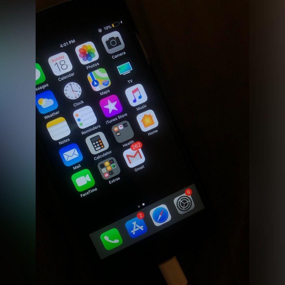 iPhone 6 - Picture 6 of 14